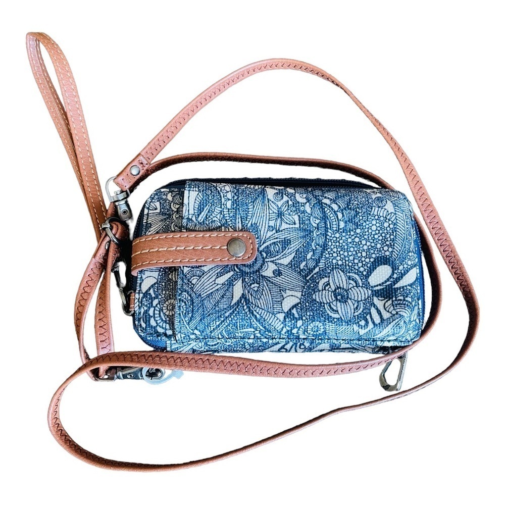 Sakroots Crossbody Wristlet Purse Blue Floral Wallet 6 Credit CardHolder 5 Slots